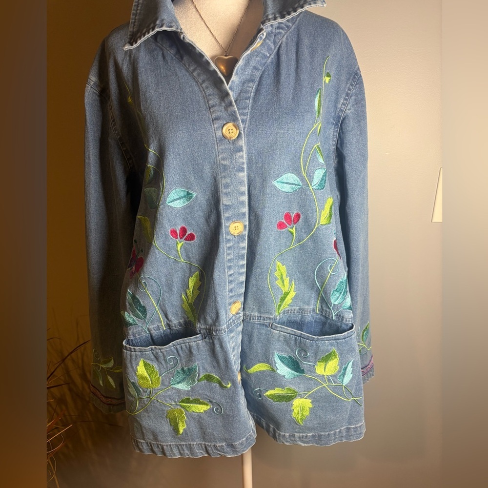 Denim & Co Embroidered Denim Jacket Butterfly Floral Boho L XL - Picture 2 of 12